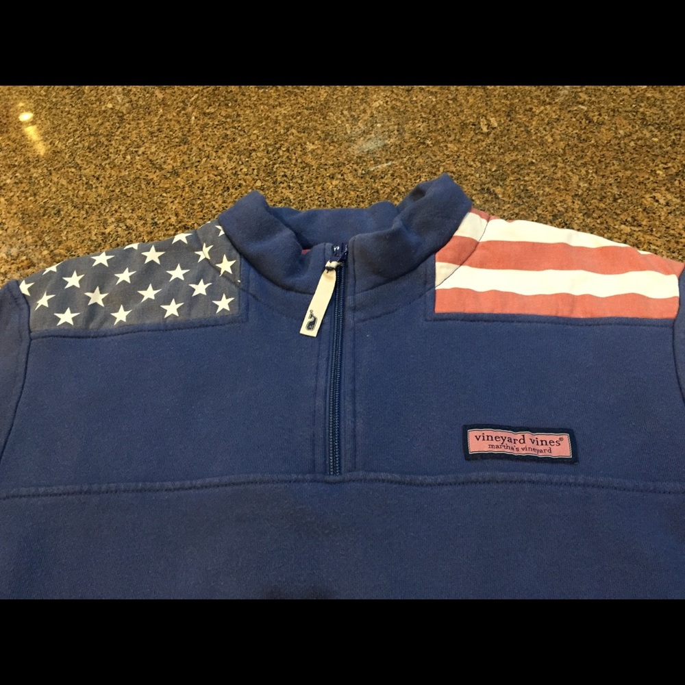 Vineyard Vines pullover sweatshirt